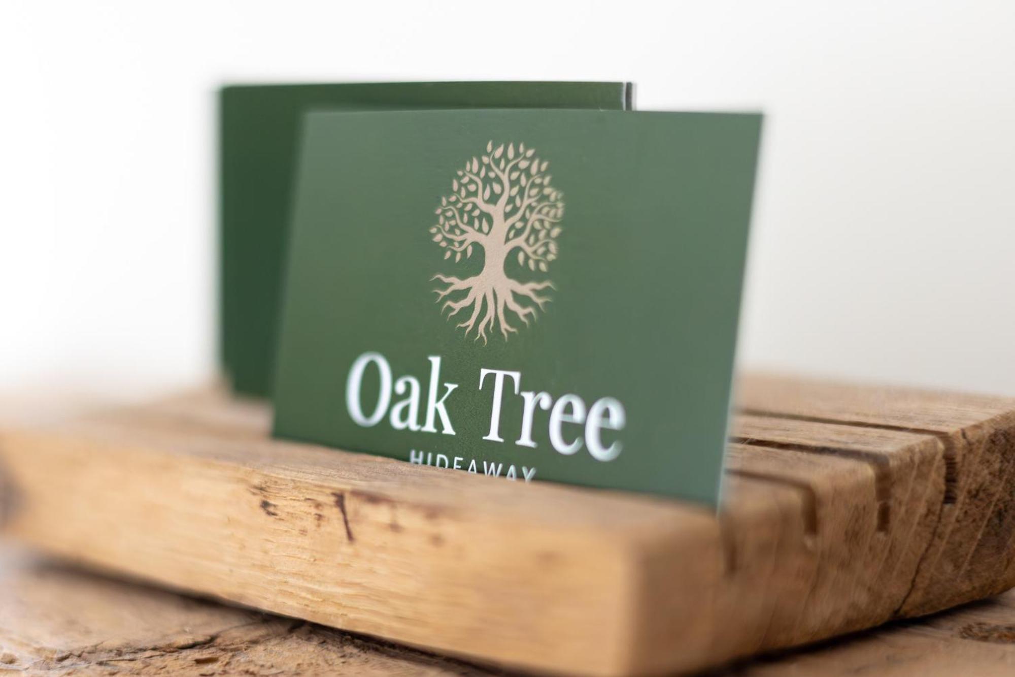 Oak Tree Hideaway Villa Whitchurch  Bagian luar foto