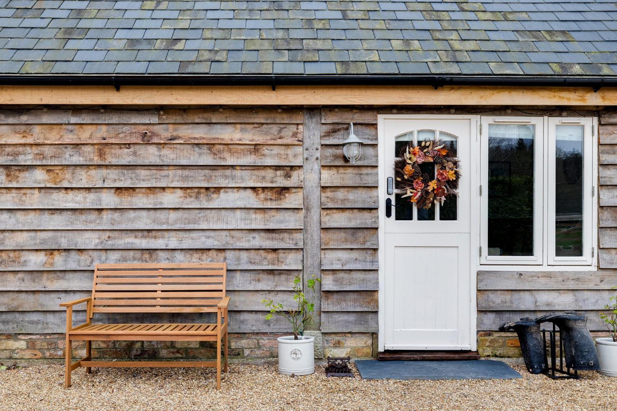 Oak Tree Hideaway Villa Whitchurch  Bagian luar foto