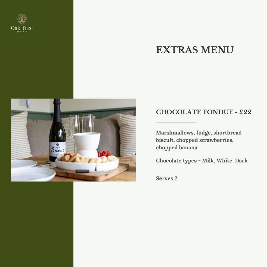 Oak Tree Hideaway Villa Whitchurch  Bagian luar foto