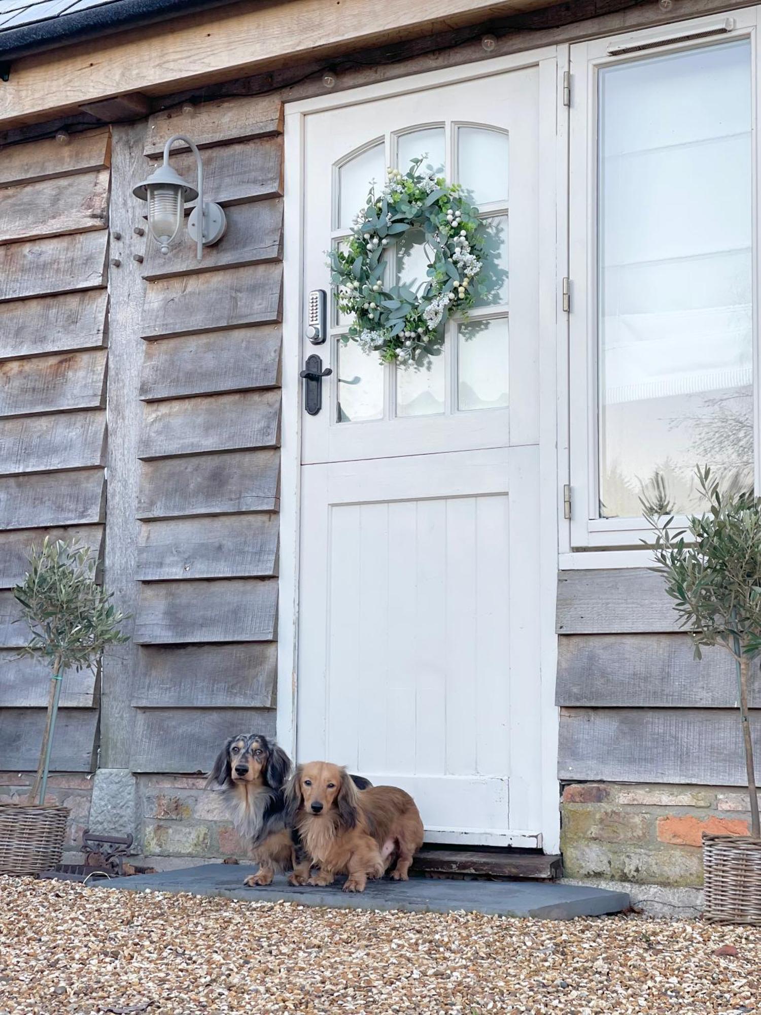 Oak Tree Hideaway Villa Whitchurch  Bagian luar foto