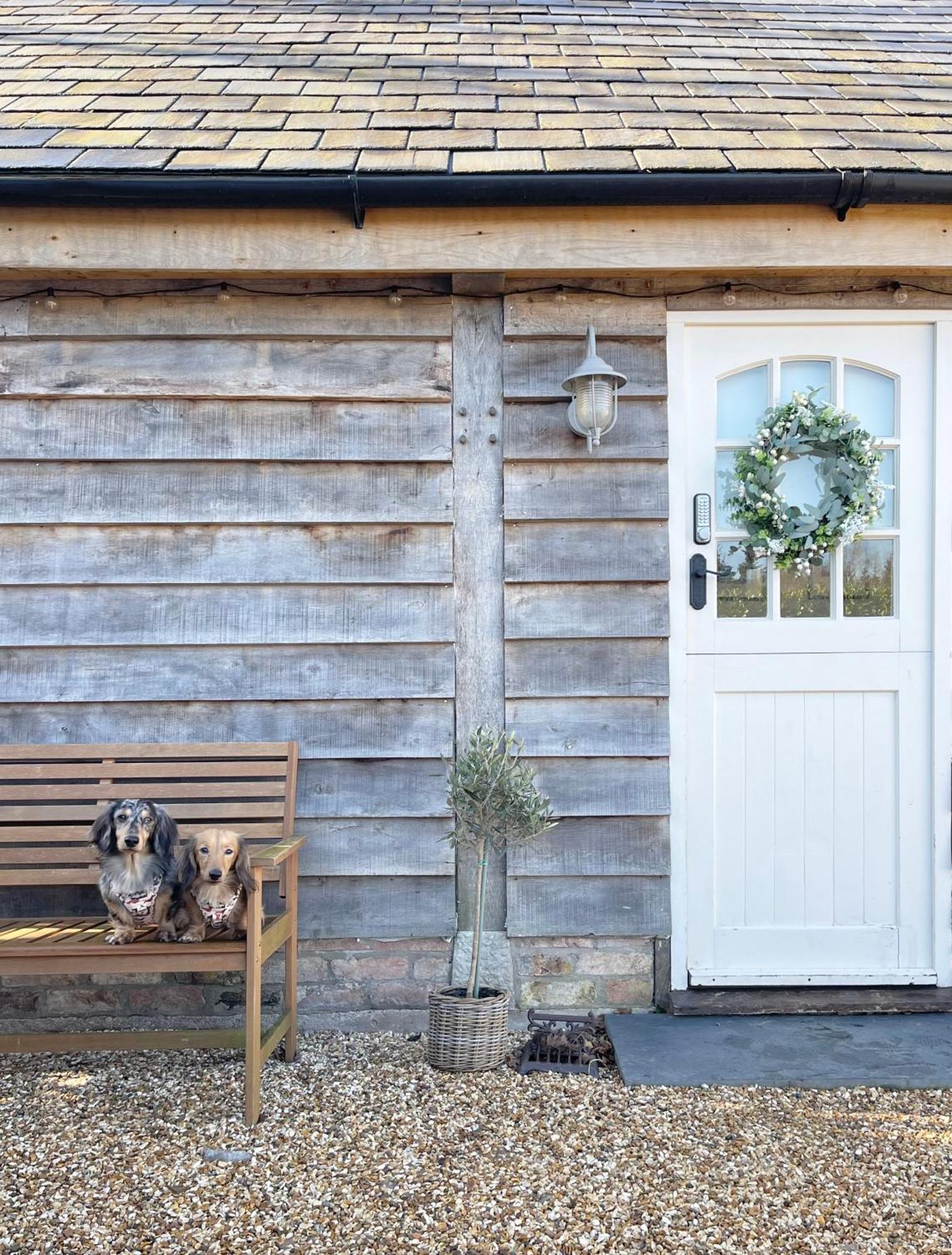 Oak Tree Hideaway Villa Whitchurch  Bagian luar foto