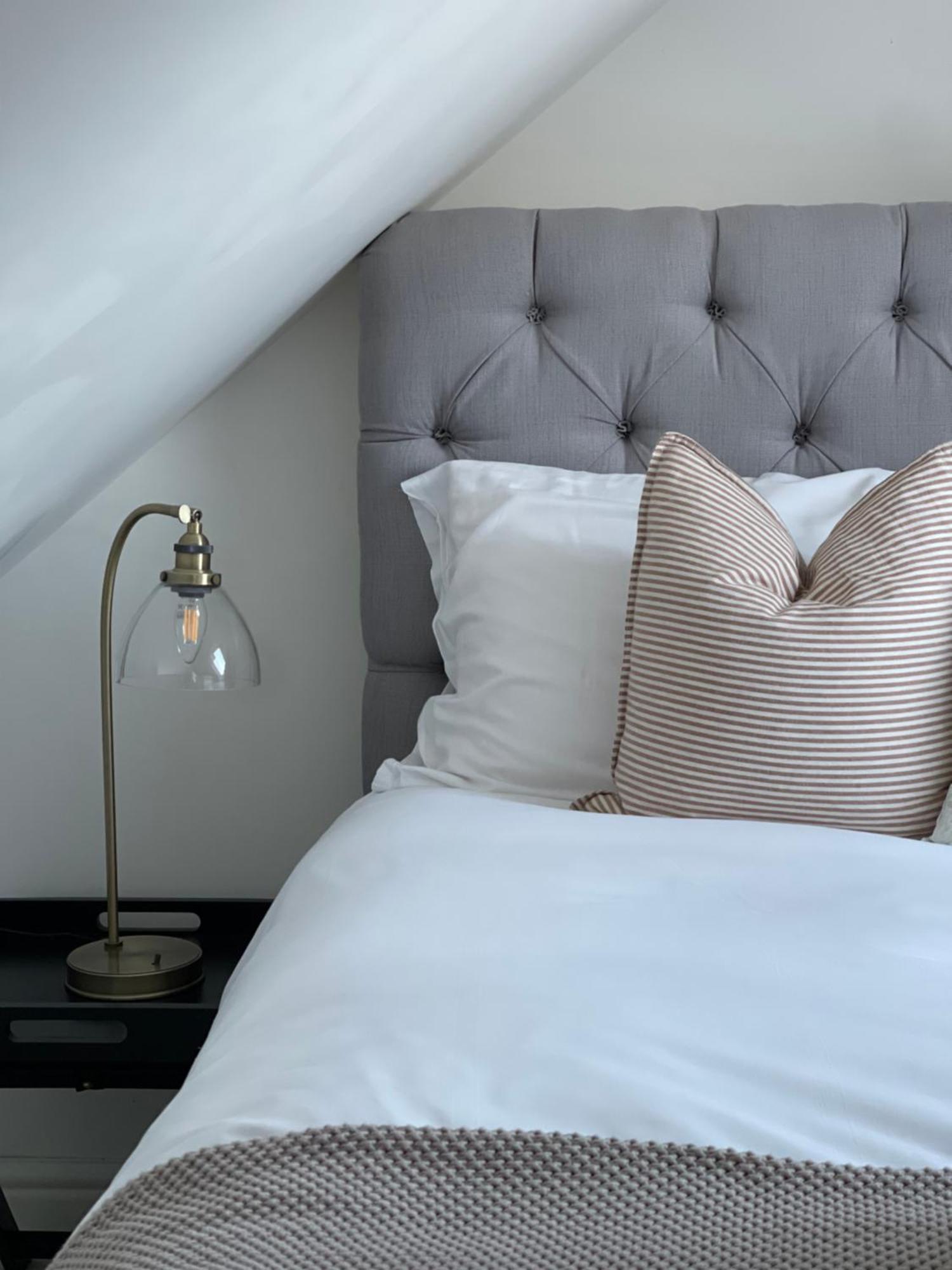 Oak Tree Hideaway Villa Whitchurch  Bagian luar foto